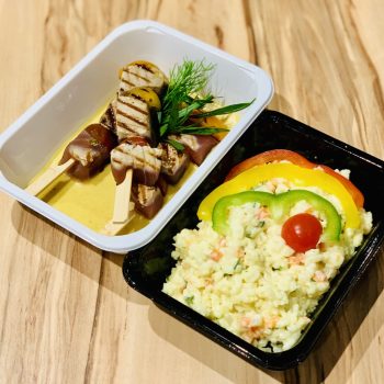 smJQxxioRNCGUD9EVkH9Mw_thumb_1384